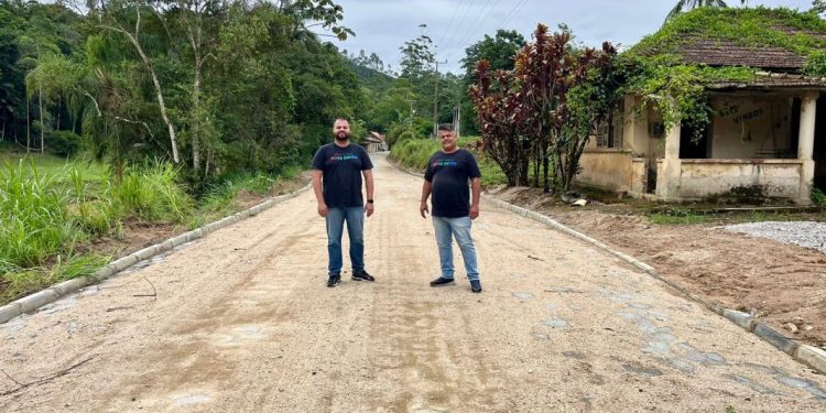 Concluída a obra de drenagem e pavimentação na localidade de São Valentim , em Nova Trento