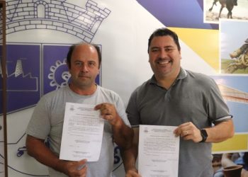 Prefeitura de Canelinha assina ordem de serviço para pavimentação de lajotas