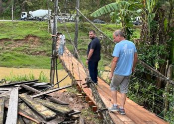 Secretaria de Obras de Nova Trento inicia recuperação da ponte pênsil do bairro Trinta Réis