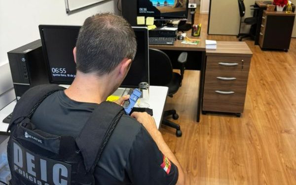 Polícia Civil deflagra operação presságio cumpre mandados nas cidades de Florianópolis, Brasília e Porto Velho/RO