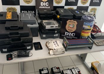 DIC de Joinville prende assaltante de concessionária