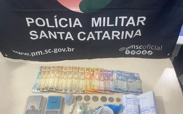 Após denúncias menores são apreendidos com drogas em Tijucas