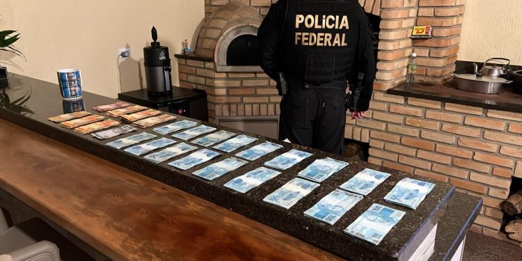 Polícia Federal de Curitiba deflagra a Operação Liber