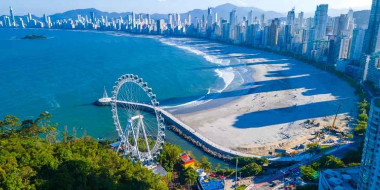 BC está em segundo lugar das cidades brasileiras com maior número de pessoas morando em apartamentos