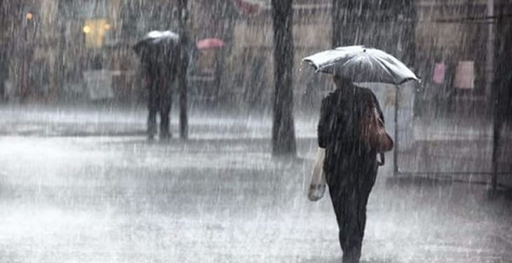 Tempestade tropical Akará em alto mar eleva chances de chuva e tempo fechado em SC; veja previsão