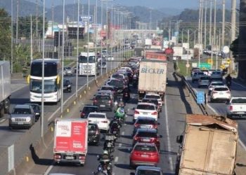 PRF prevê rodovias de maior movimento em SC na volta do feriado de carnaval; veja trechos
