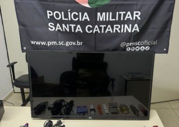 Polícia Militar recupera produtos furtados e prende suspeito no Timbezinho