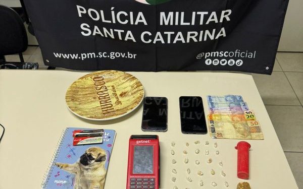 Após denúncias de tráfico homem é preso no Timbezinho