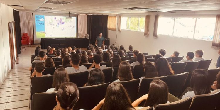 Secretaria de Saúde de Canelinha realiza palestra sobre o Combate à Dengue