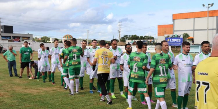 Três jogos abrem o Campeonato Municipal de Futebol em Canelinha