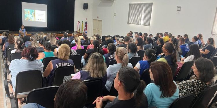 São João Batista tem capacitação sobre dengue