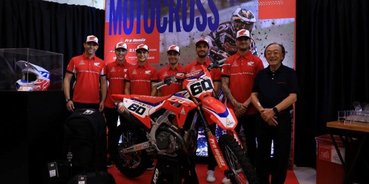 Mega Motos São João Batista recebe pilotos da equipe Honda Racing na sexta-feira