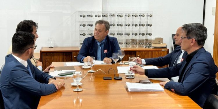 Em Brasília, prefeito Pedroca é recebido no Palácio do Planalto