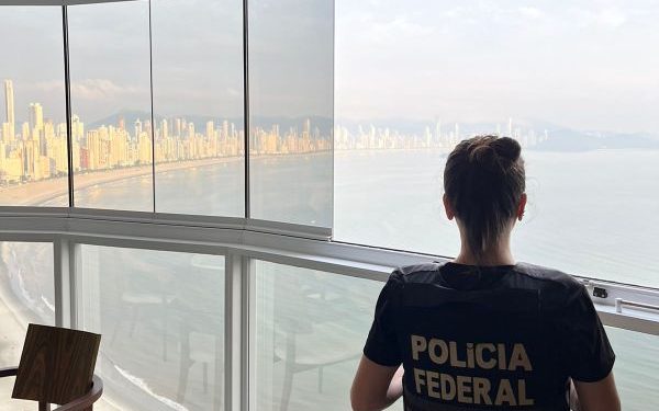 Polícia Federal deflagra a operação Moto-Perpétuo