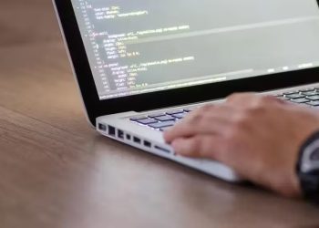 Vivo disponibiliza 10 mil vagas para cursos de Tecnologia; confira!