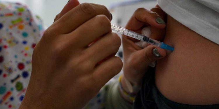 Vacinação contra a gripe é ampliada para crianças de até 12 anos em São João Batista