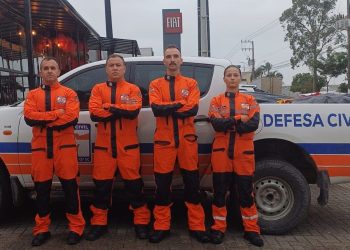 Agente da Defesa Civil de Nova Trento está em Canoas para auxiliar em resgates aquáticos