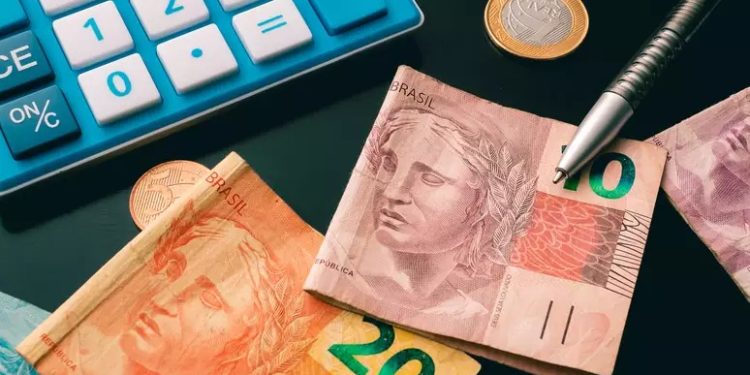 *Prazo para adesão ao Desenrola Brasil termina nesta segunda-feira; 15 milhões de dívidas renegociadas*