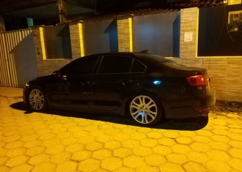 Carro furtado em tijucas encontrado na Ribanceira do Sul