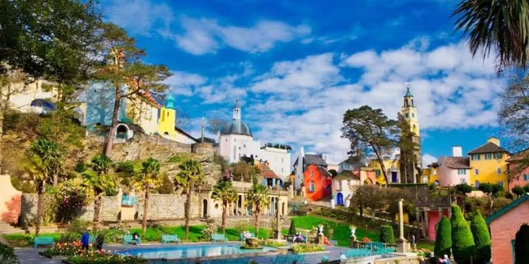 Conheça Auroville: A Única Cidade Sem Políticos e Dinheiro