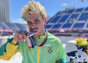 Pedro Barros, catarinense de Florianópolis, assegura vaga no skate park das Olimpíadas de Paris 2024