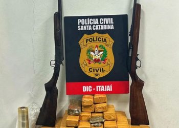 Polícia Civil prende casal por tráfico de drogas e apreende 35kg de maconha e duas armas de fogo