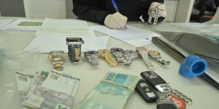 Polícia Federal prende italiano procurado internacionalmente em SC