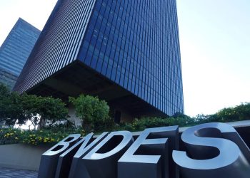 BNDES anuncia concurso com 150 vagas e salários de R$ 20,9 mil; saiba como se inscrever