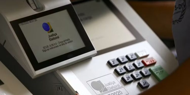 TSE divulga perfil do eleitorado de Santa Catarina para 2024: mais eleitores, maioria feminina e cidades com 2º turno