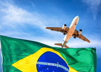 Governo revisa o Voa Brasil e deve lançar programa focado exclusivamente em aposentados