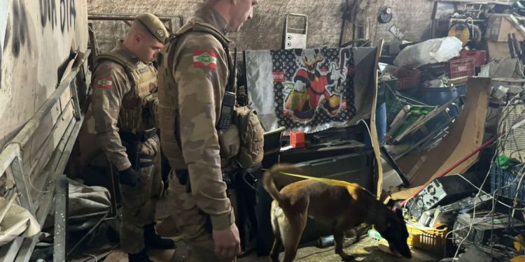 Operação Alta Tensão é deflagrada em Balneário Camboriú e Camboriú