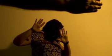 Denúncias de violência contra a mulher em SC aumentam 30% no ‘Ligue 180’ em 2024