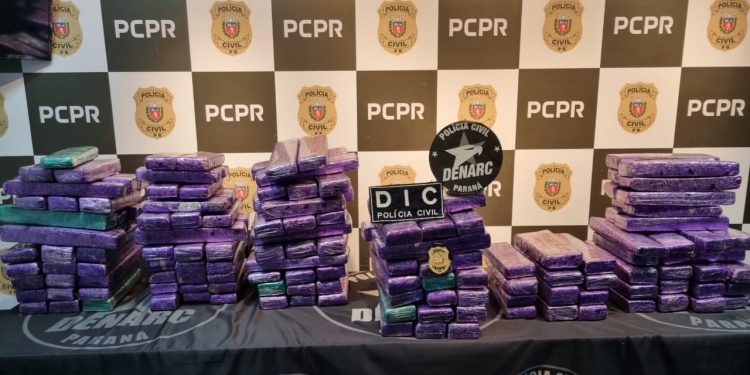 Investigação da Polícia Civil resulta em prisão de responsável pelo transporte de aproximadamente 150kg de maconha