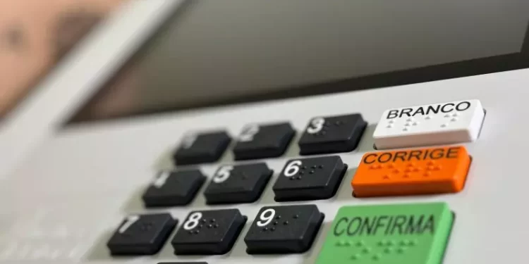 Descubra qual cidade de Santa Catarina lidera o ranking de denúncias de propaganda eleitoral irregular