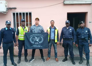 Policial Militar detém homem em surto psicológico durante voo internacional para Portugal