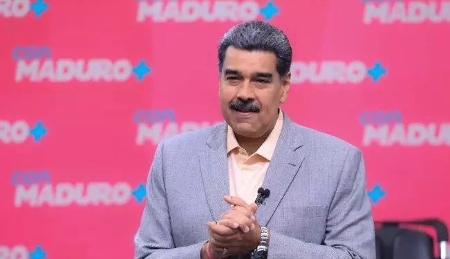 Nicolás Maduro decreta a antecipação do Natal na Venezuela para 1º de outubro