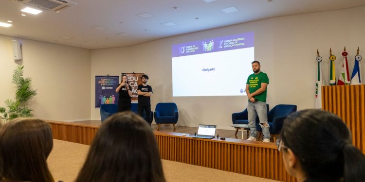 Acessibilidade e inclusão são debatidos na Unifebe