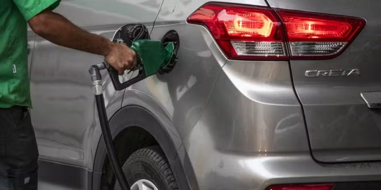 Lula sanciona hoje o ‘combustível do futuro’, que altera a mistura de etanol na gasolina e define metas para aviação