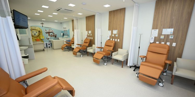 Hospital Azambuja inaugura Unidade de Oncologia com a presença do governador