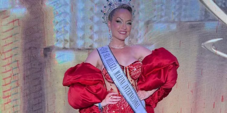 Miss de SC conquista título internacional de beleza