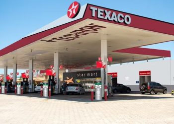 Posto TEXACO distribuí gasolina de graça na Grande Florianópolis
