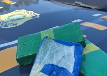 PRF prende mulheres e apreende 30 quilos de cocaína em Barra Velha