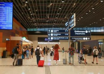 Flybondi amplia voos entre Brasil e Argentina para atender alta temporada