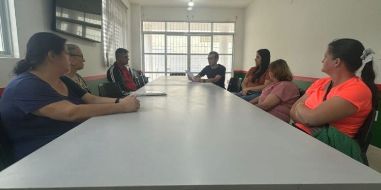 Assembleia elege Comissão de Representantes ao Minha Casa Minha Vida Rural em Nova Trento