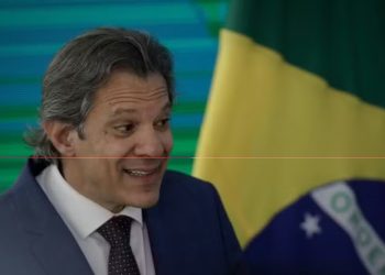 Haddad anunciará isenção de IR para rendimentos de até R$ 5 mil em rede nacional