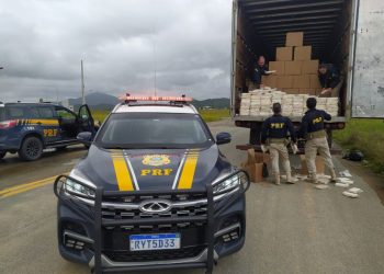 Carreta é interceptada na BR-101 com 1,36 toneladas de cocaína