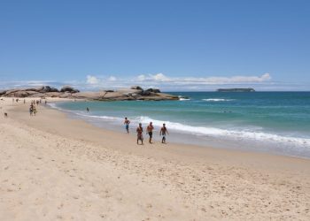 Análise de Balneabilidade da Temporada 2024-2025: Santa Catarina