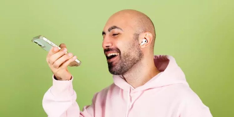 WhatsApp lança função de transcrição de mensagens de voz; saiba como usar