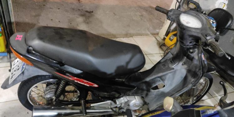 Biz furtada em São João Batista recuperada pela Policia Militar no Sem Terra em Tijucas