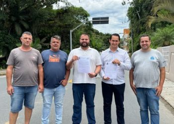 Prefeitura de Nova Trento assina Ordem de Serviço para asfalto no Centro e Espraiado